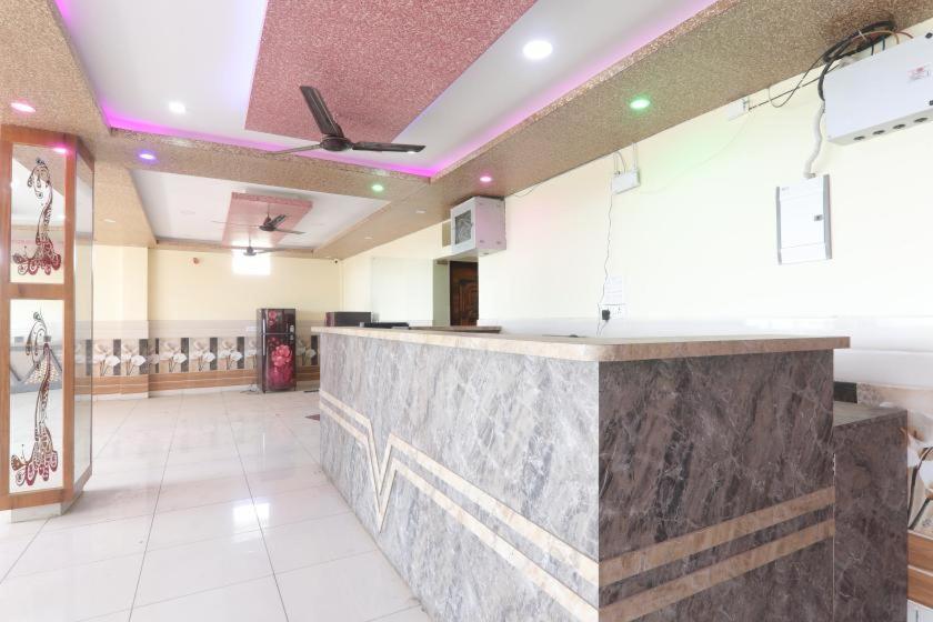 Shree Ram Hotel โคราฆปุระ ภายนอก รูปภาพ